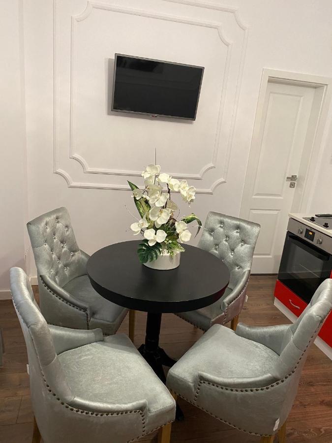 Orhideea Apartment Oradea Dış mekan fotoğraf