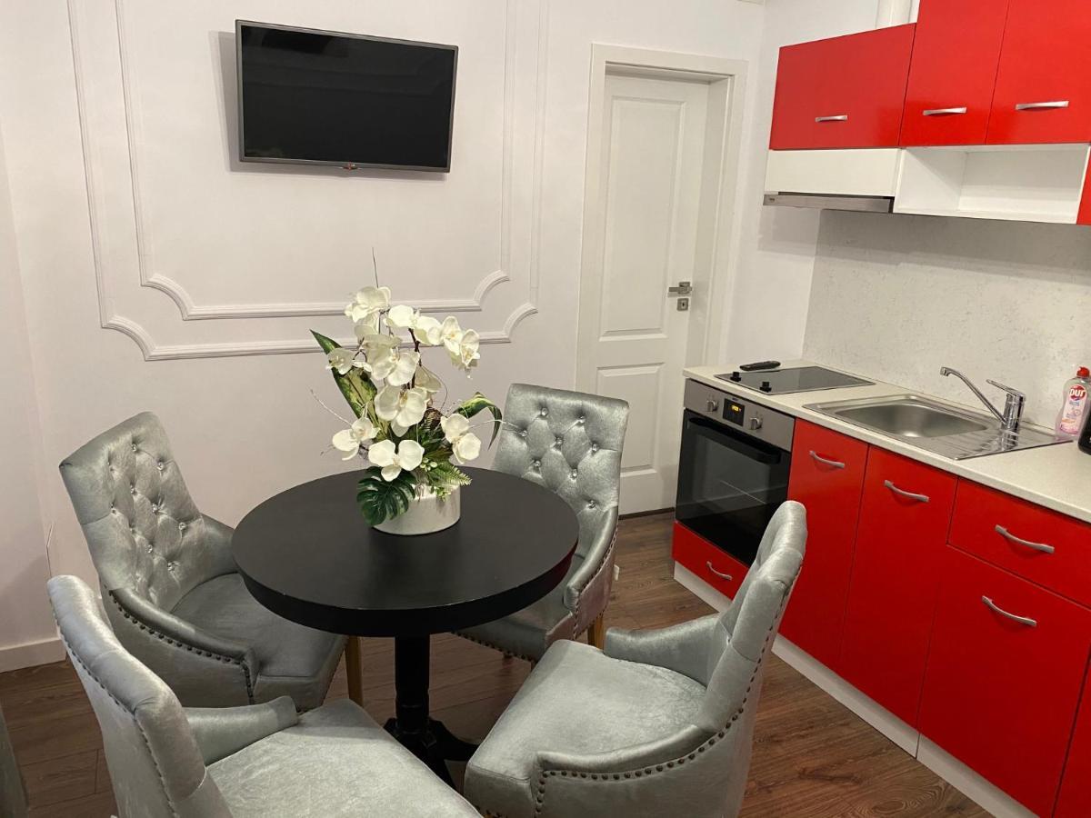 Orhideea Apartment Oradea Dış mekan fotoğraf
